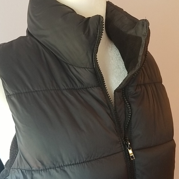 Puffer Vest | Old Navy | Small - Picture 2 of 3